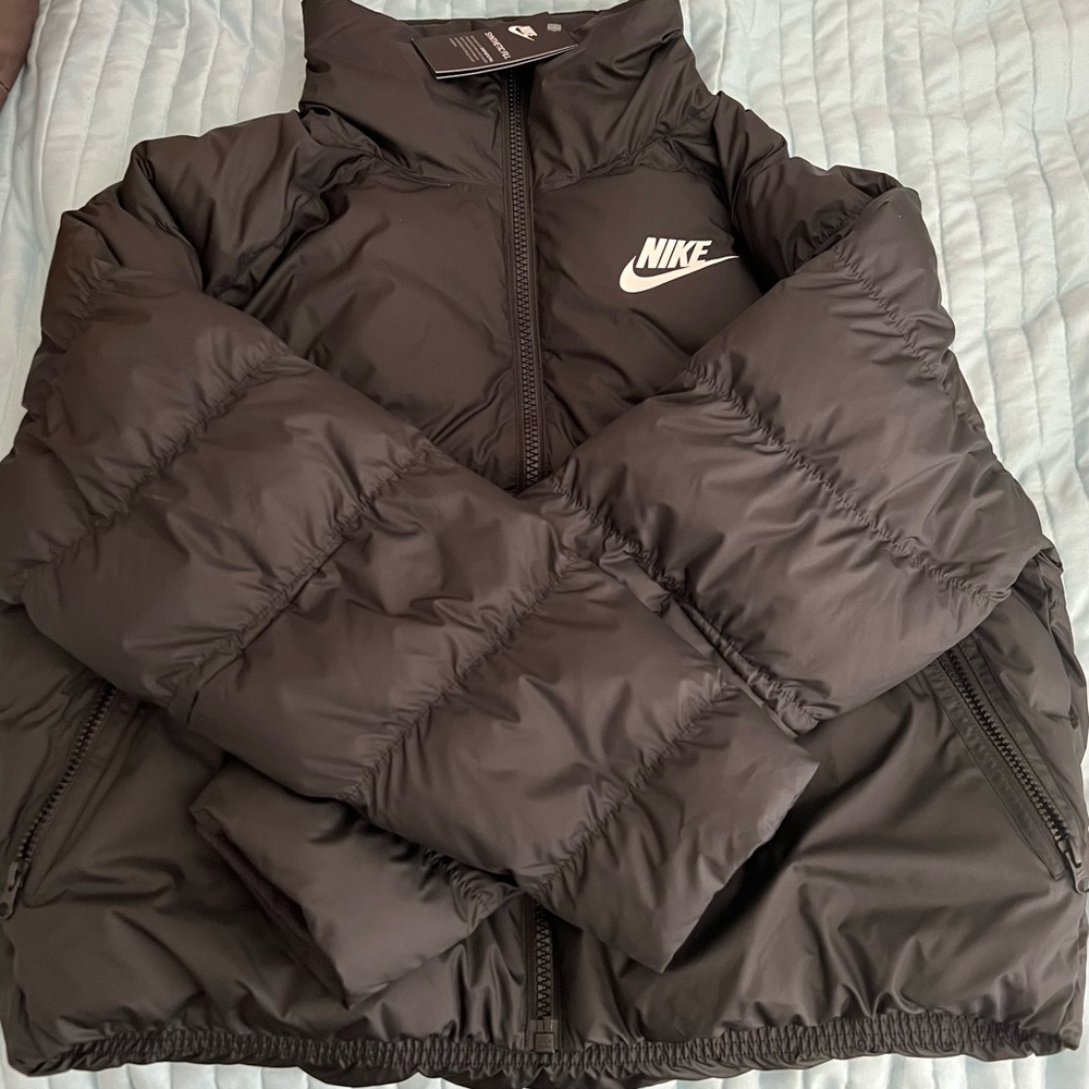 Nike oversized Synthetic Fill puffer jacket